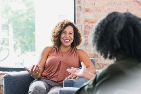 woman seeing a therapist